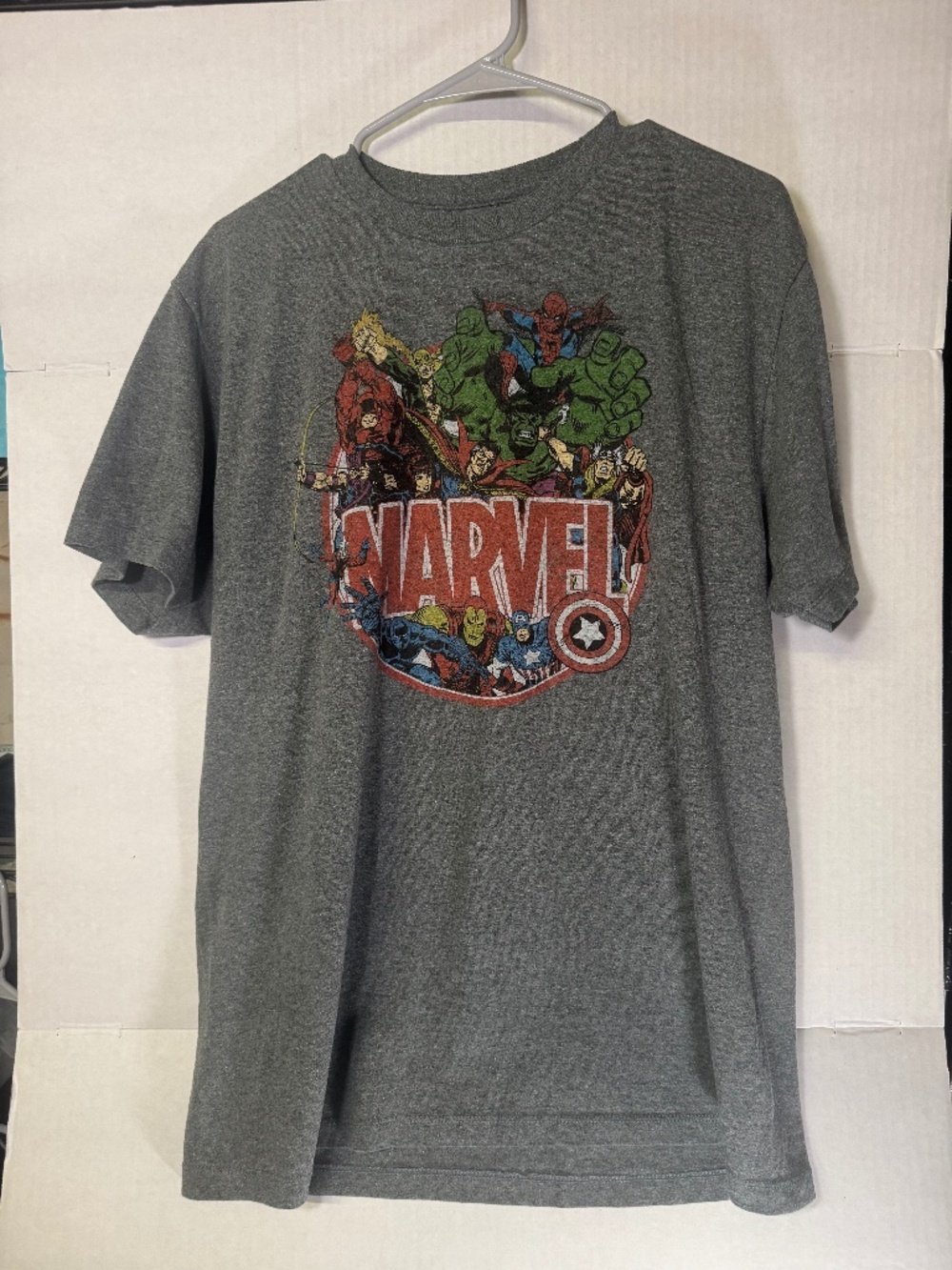 Marvel Super Heroes Graphic T-Shirt Spider-Man Hulk Captain America Men's Large